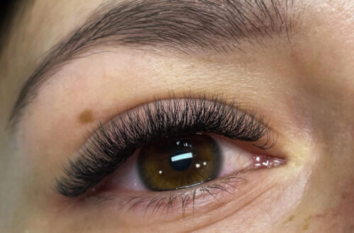 Stylizacja rzęs metodą volume