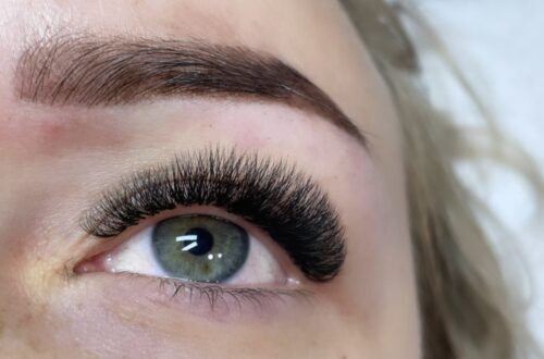 Zdjęcie nierówna linia rzęs, stylizacja rzęs 2/3d. Twoje prace nie są dość dobre!