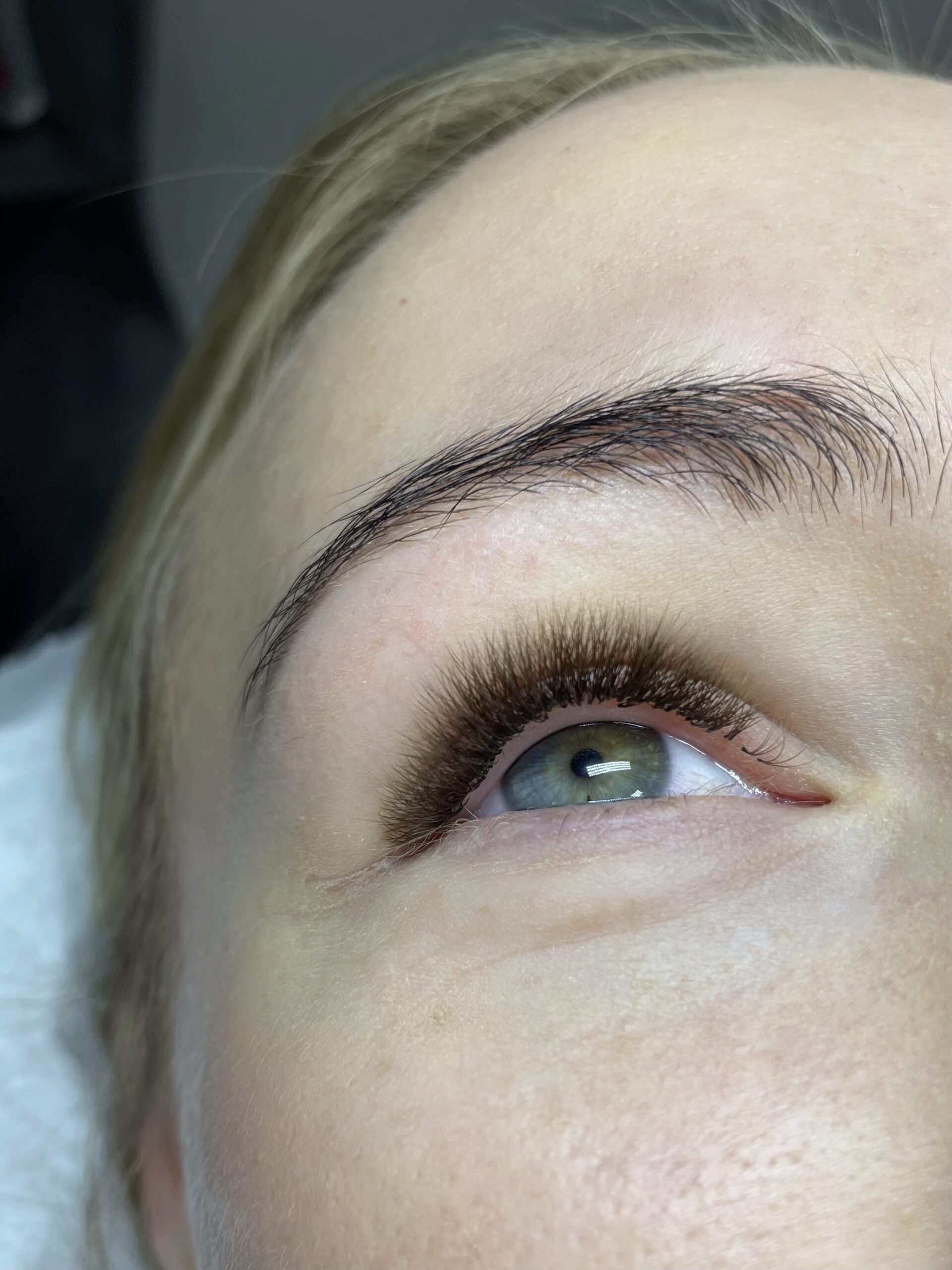 Zdjęcie Stylizacji Rzęs bez Retuszu