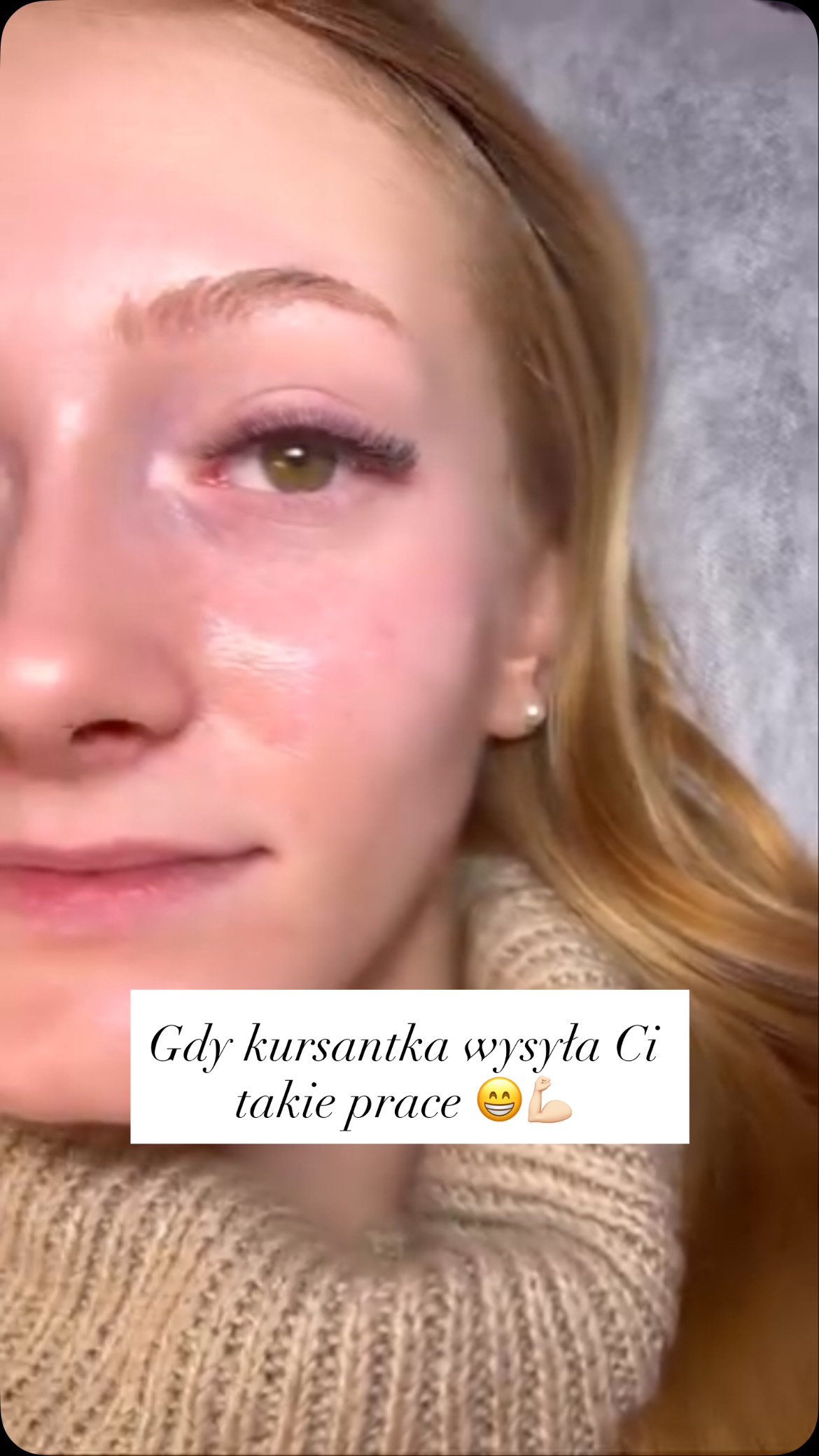 Wciąż uważasz że się nie da? 
W zaledwie dwa miesiące kursantka osiągnęła efekt stylizacji, jaki często stylistki mają dopiero po roku💪🏻  Jakim cudem pytasz? 
Ćwiczyła? Oczywiście ale to nie wszystko. Każda praca którą kursantka wykonała, była wysyłana do mnie a następnie mając feedback wiedziała, nad czym jeszcze pracować. Finalnie w bardzo krótkim czasie, osiągnęła poziom stylistki zaawansowanej💪🏻  Jeśli i Ty chcesz w końcu zobaczyć efekty swojej pracy,  zostań ze mną na dłużej ☺️  #rzęsy #stylistkarzes #rzęsy2d #szkolenierzesyonline #kurs
